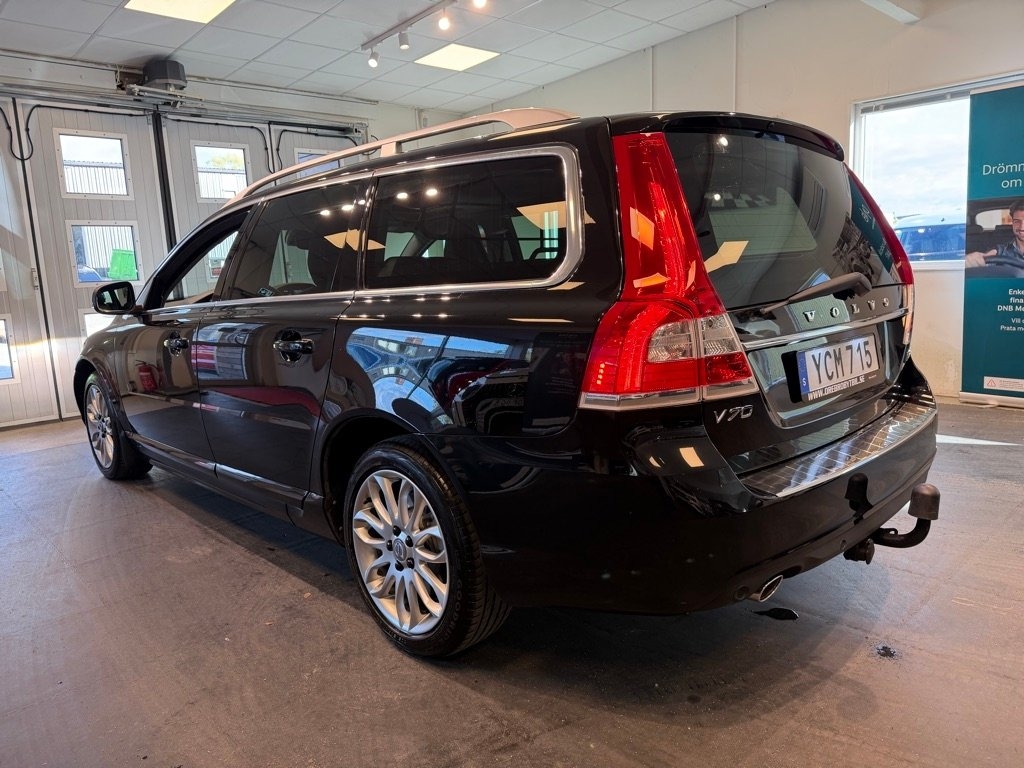Volvo V70 2016, kuva 3/10