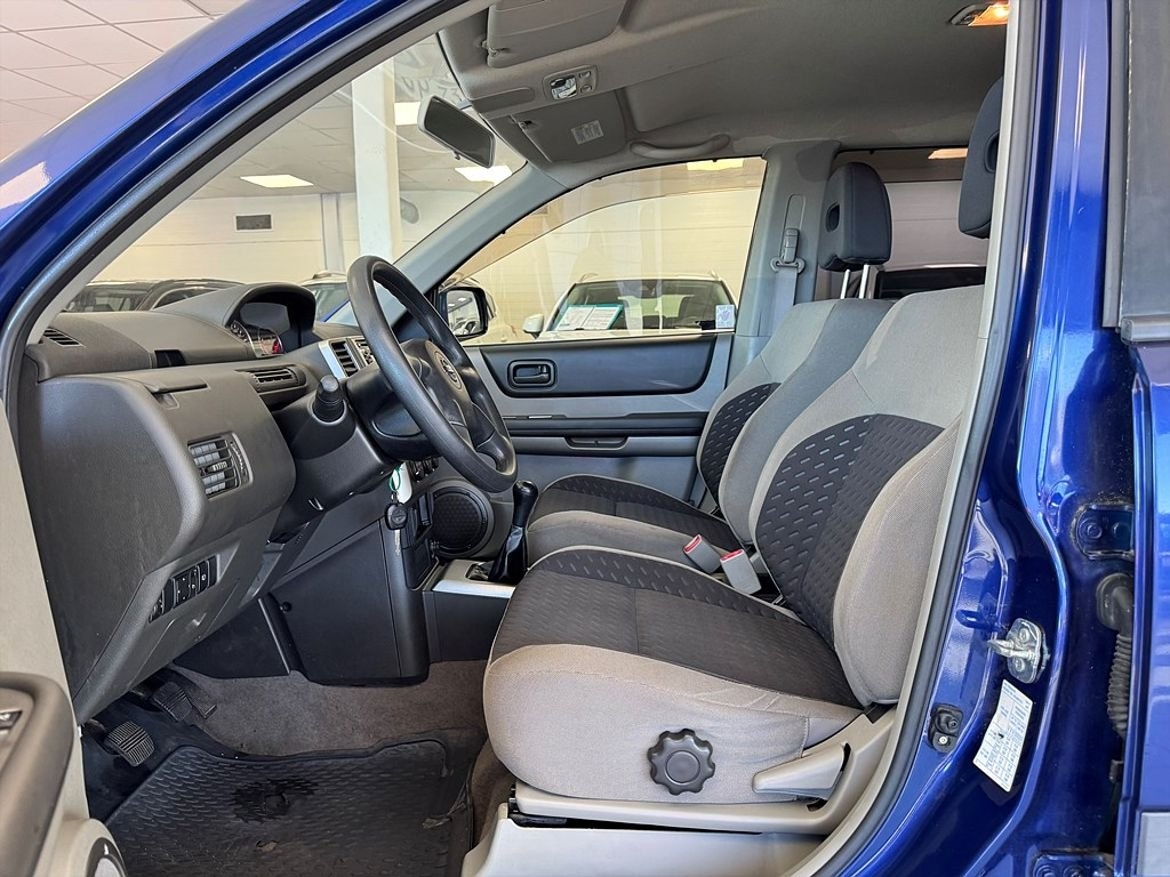 Nissan X-Trail 2004, kuva 7/10