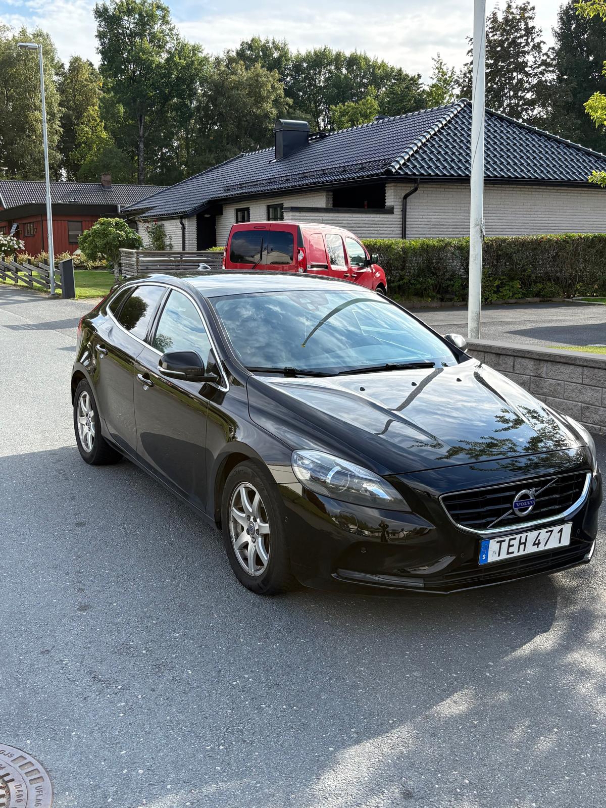 Volvo V40 D4 Geartronic 2015, bild 2/6