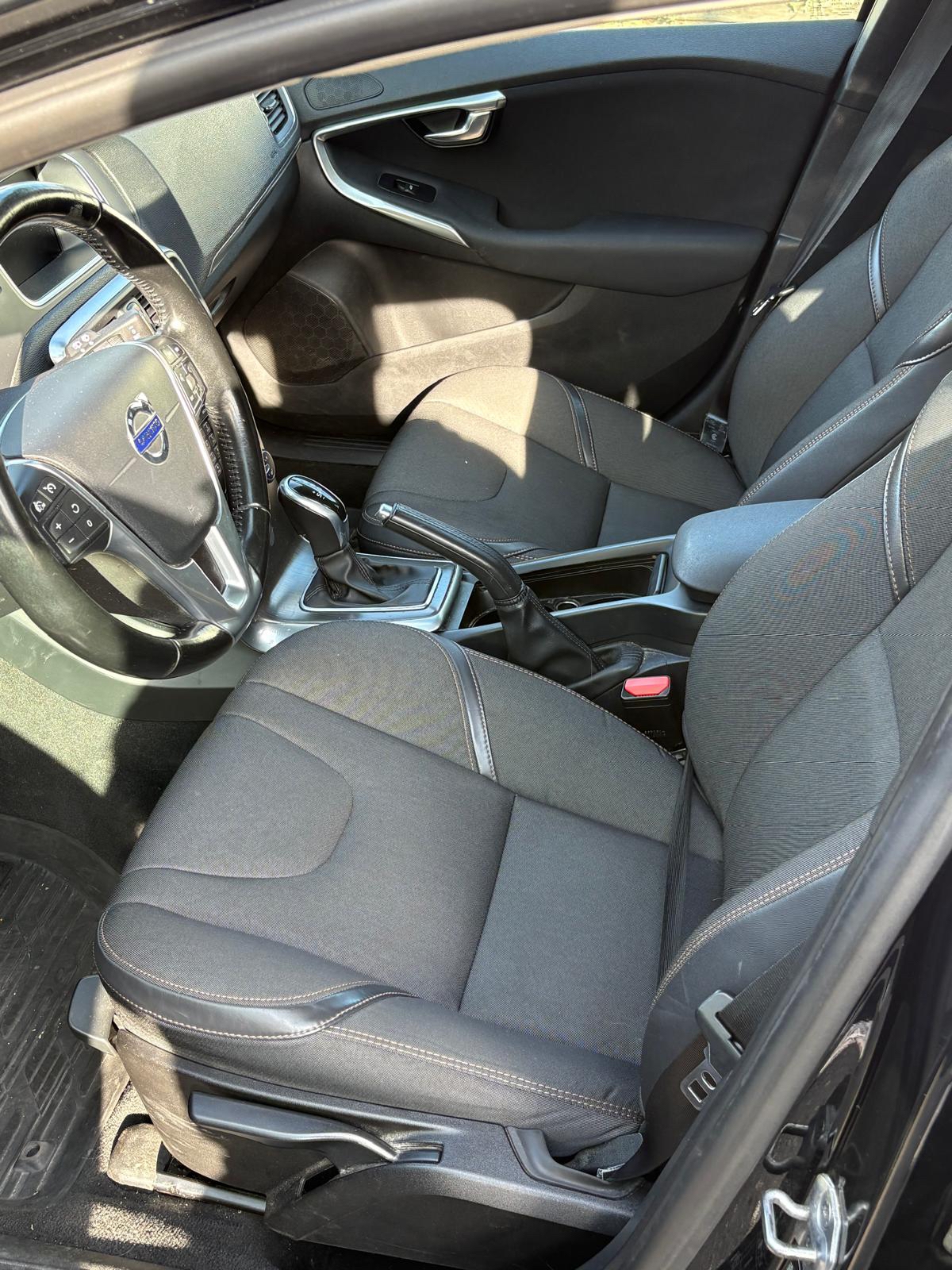 Volvo V40 D4 Geartronic 2015, bild 5/6