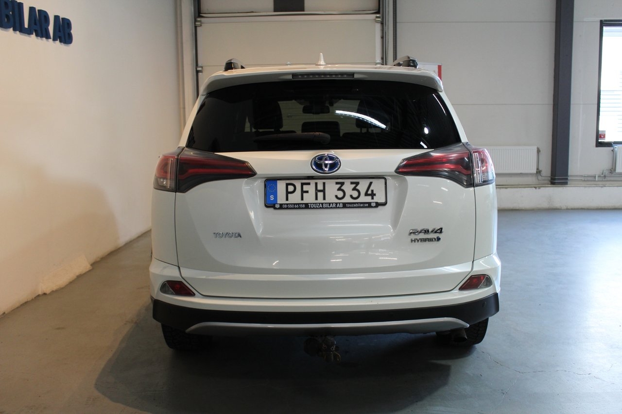Toyota RAV4 2017, bild 6/10