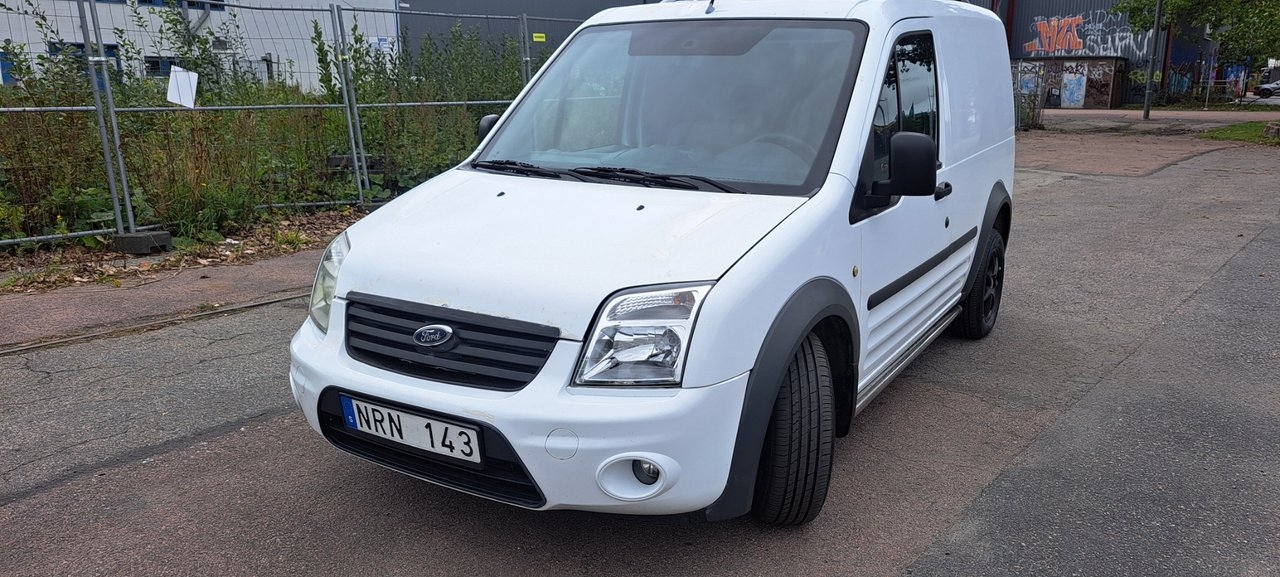 Ford Transit Connect 2009, kuva 2/10