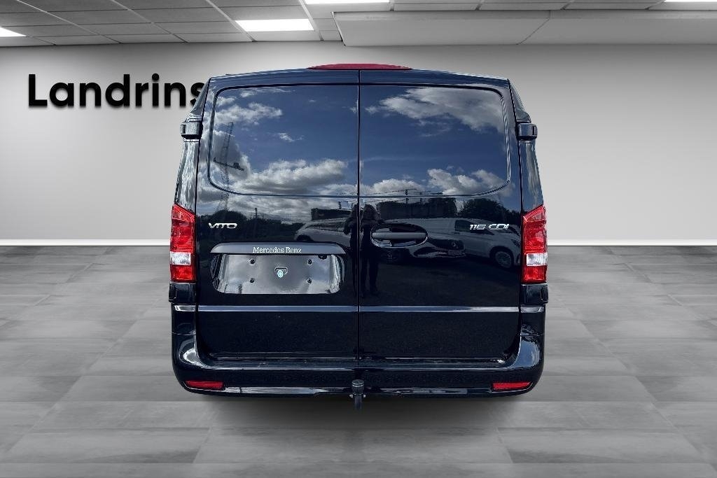 Mercedes-Benz Vito 2027, photo 5/10