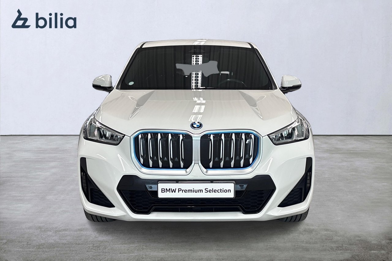 BMW iX1 xDrive 30 M-Sport 2024, bild 5/10