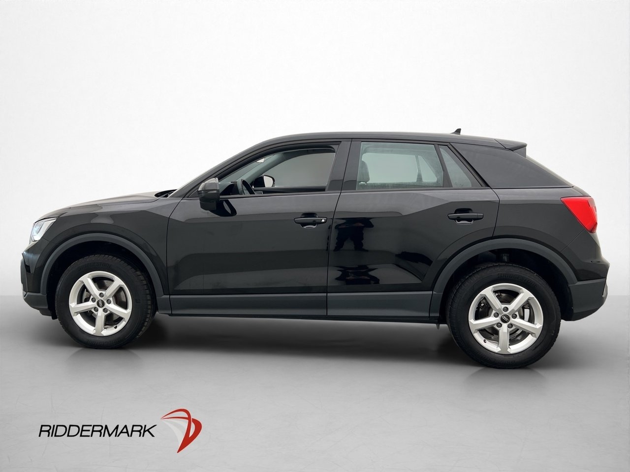 Audi Q2 30 TFSI Proline Cockpit 2023, bild 4/30