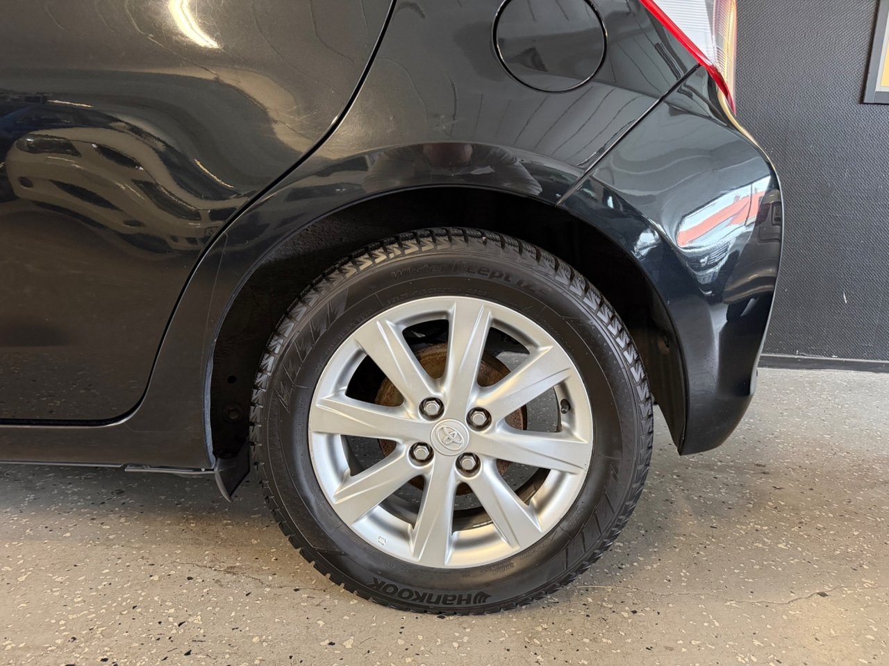 Toyota Yaris 2012, bild 7/10