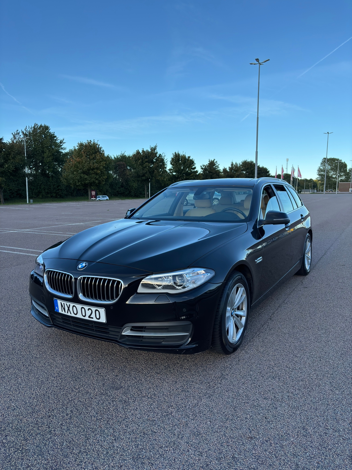 BMW 520 d Touring Manuell 2014, bild 2/8