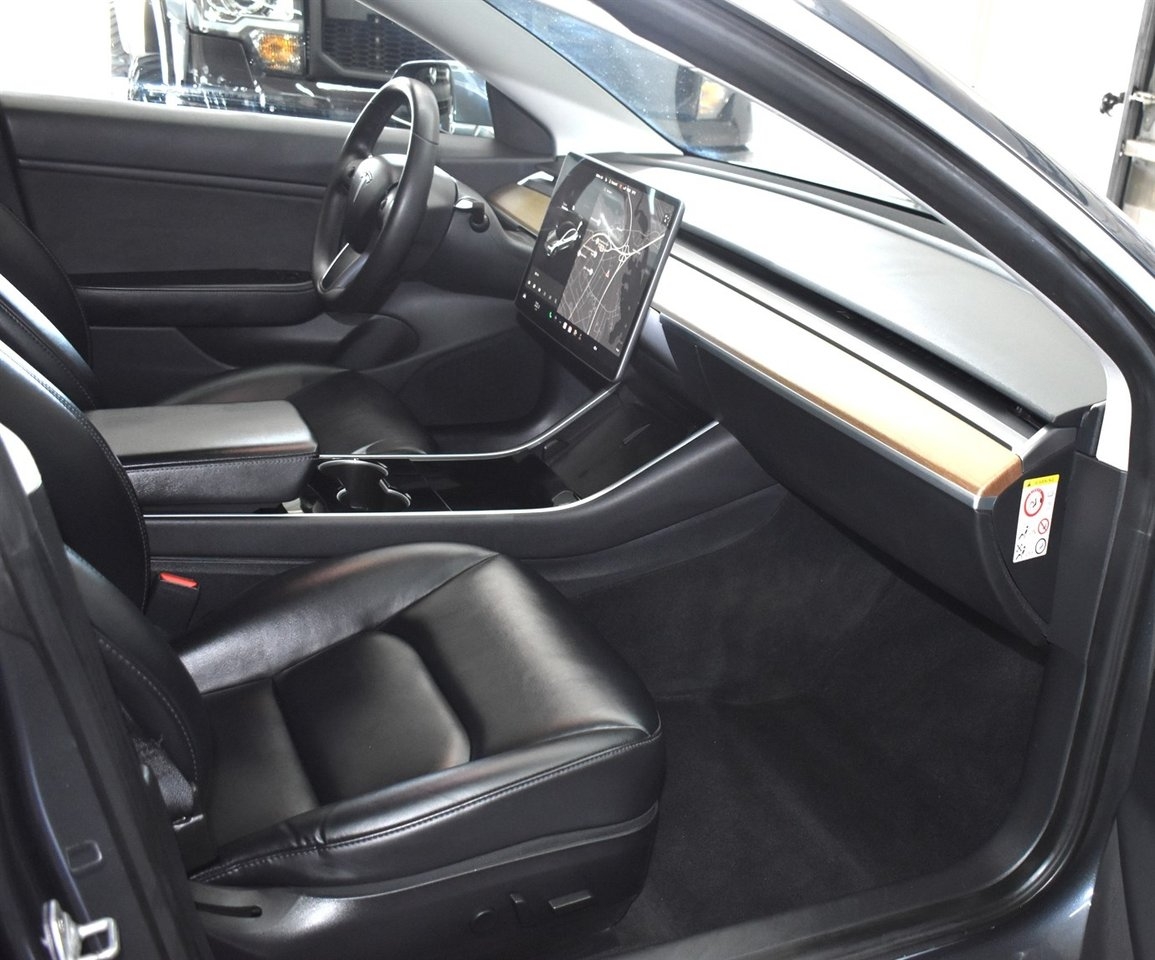 Tesla Model 3 Long Range AWD, 440hk Fsd 2020, bild 6/10