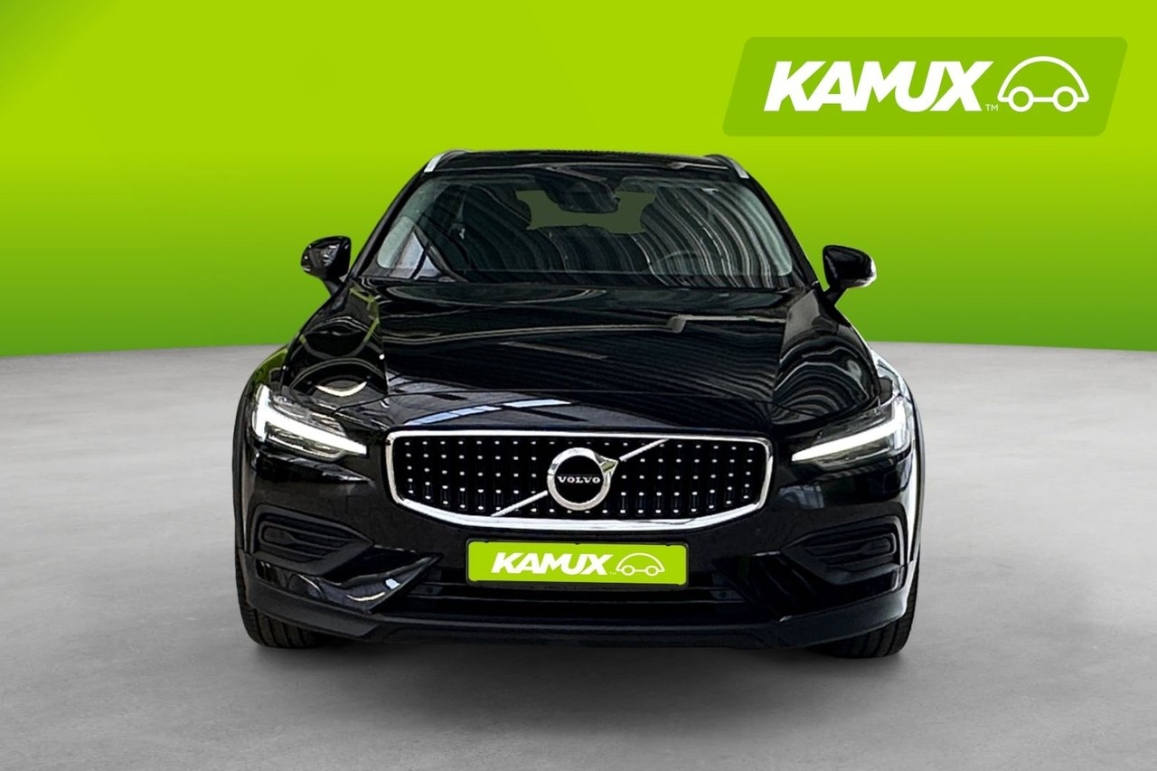 Volvo V60 Cross Country 2020, photo 6/26