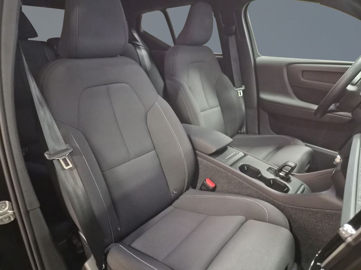 Volvo EX40 2025, bild 7/10