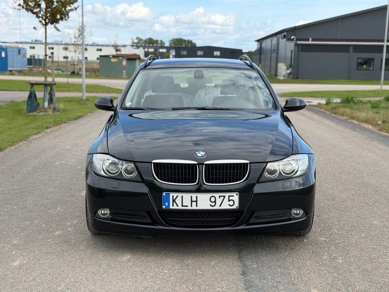 BMW 320 2008, bild 2/10