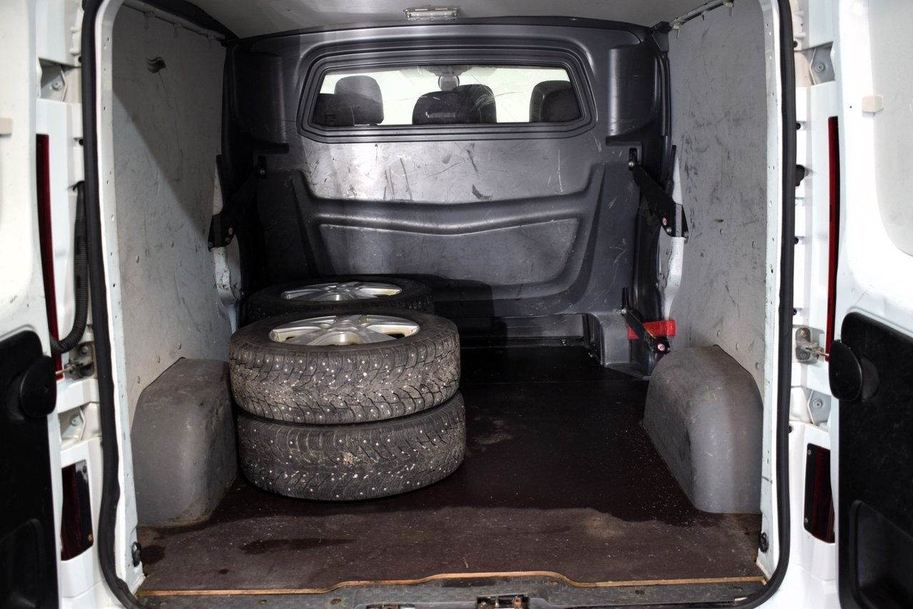 Renault Trafic 2018, kuva 5/10