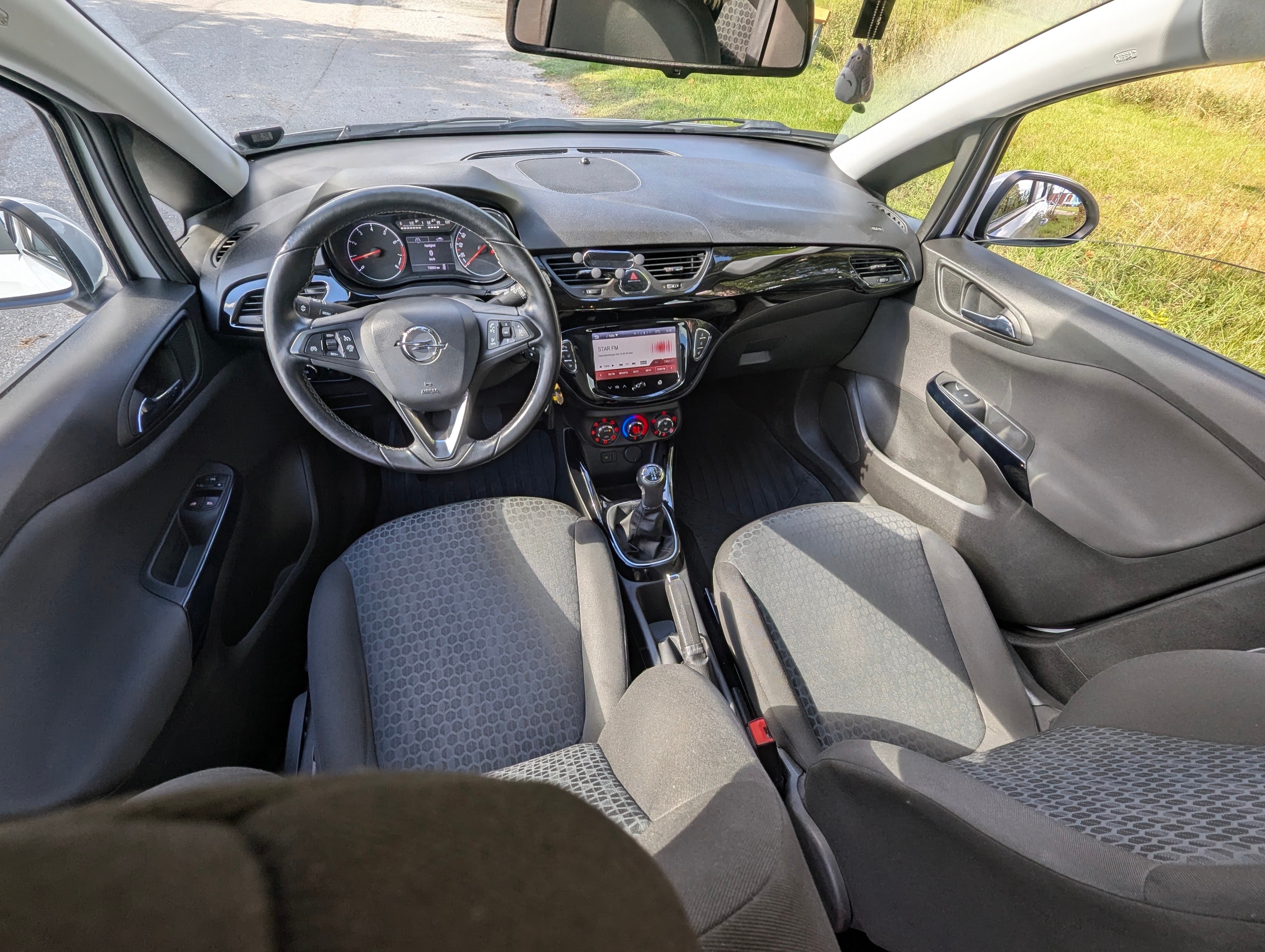 Opel Corsa 5-dörrar 1.4 Manuell 2015, bild 5/8
