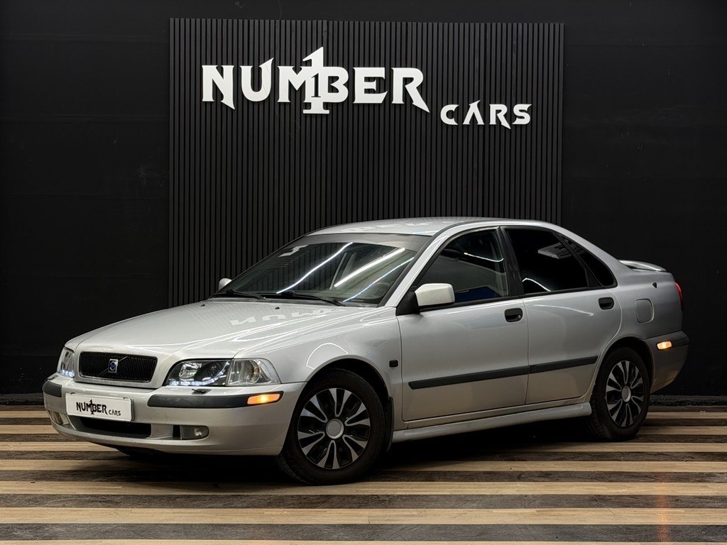 Volvo S40