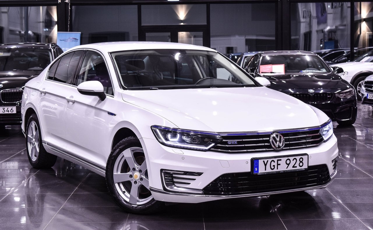 Volkswagen Passat GTE 1.4 TSI ACT Euro 6 2017, bild 2/10