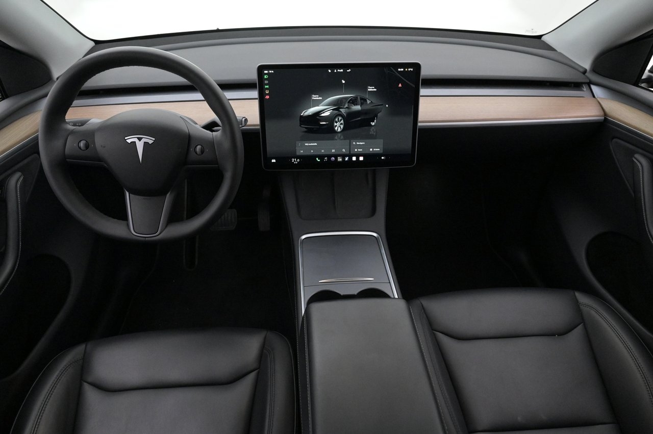 Tesla Model Y Long Range AWD Autopilot 2023, bild 6/10