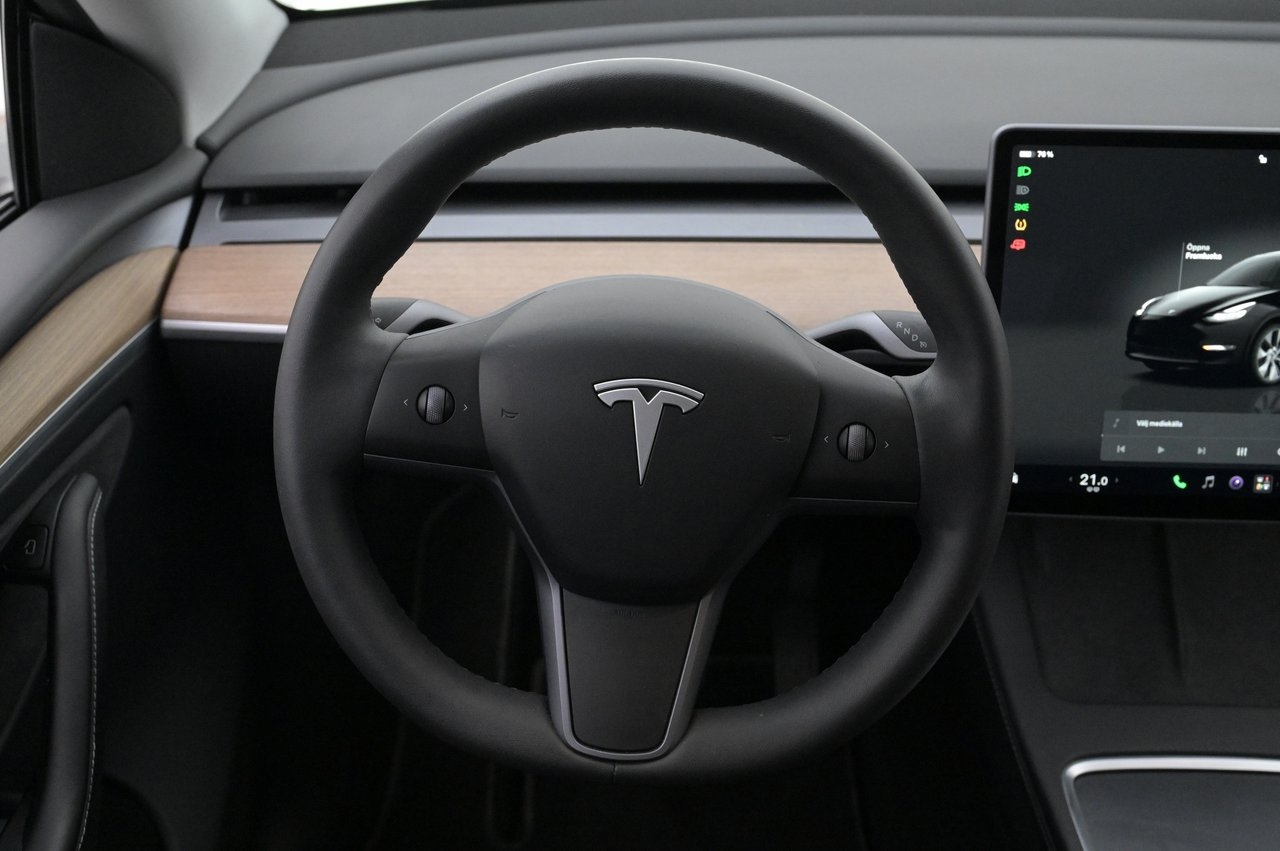 Tesla Model Y Long Range AWD Autopilot 2023, bild 7/10