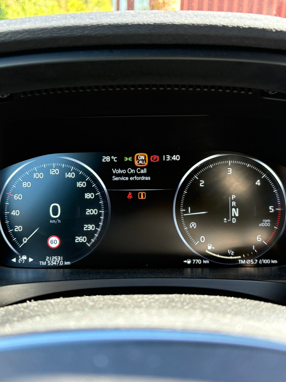Volvo V90 D4 AWD Geartronic 2018, bild 6/6