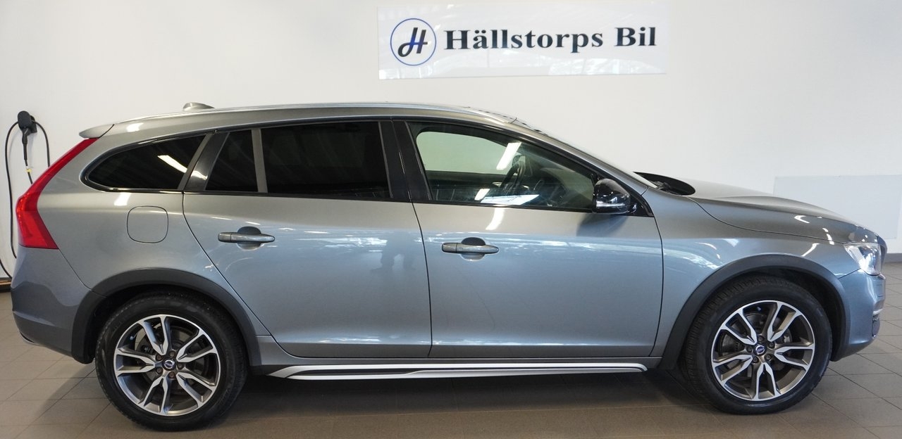 Volvo V60 Cross Country 2016, bild 2/10