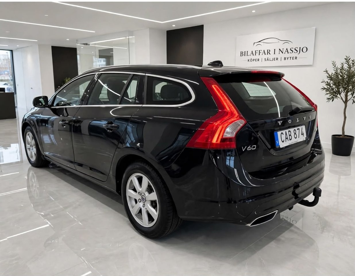 Volvo V60 2014, kuva 4/10