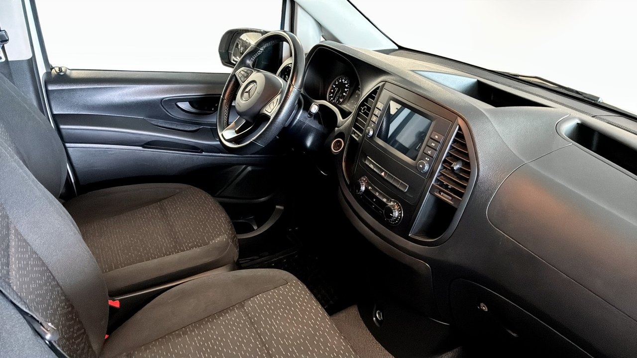 Mercedes-Benz Vito 2023, bild 5/9