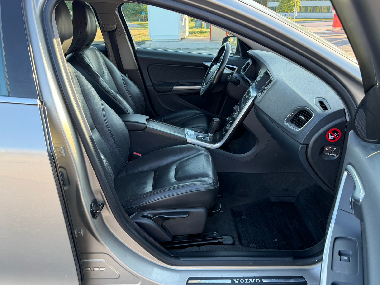 Volvo V60 2011, bild 6/10
