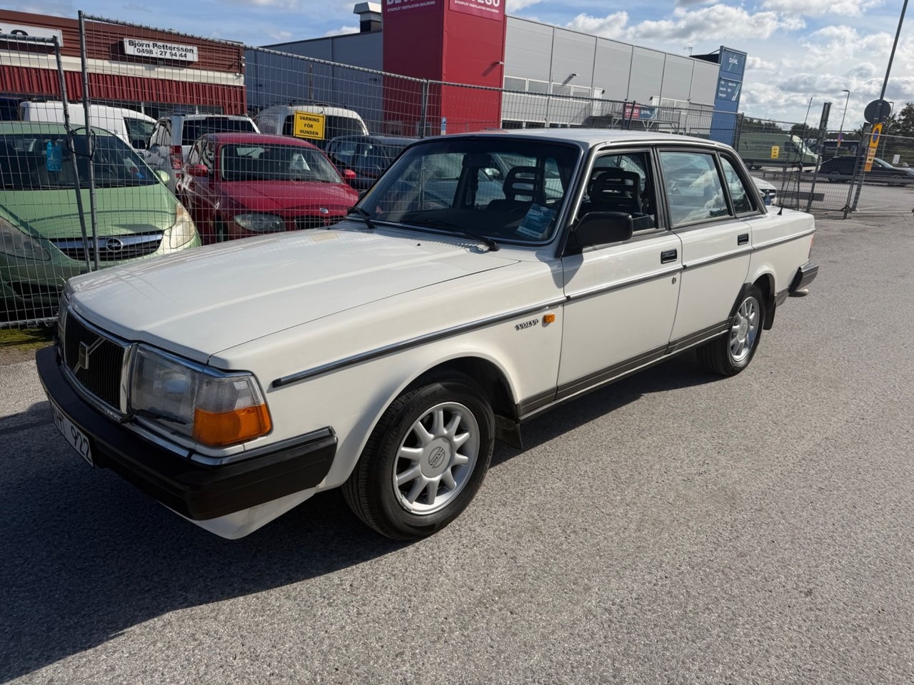 Volvo 244
