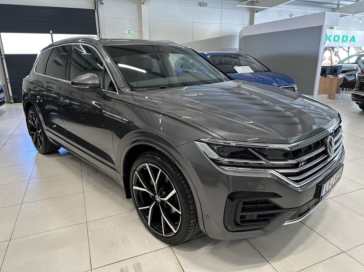 Volkswagen Touareg 2020, bild 2/10