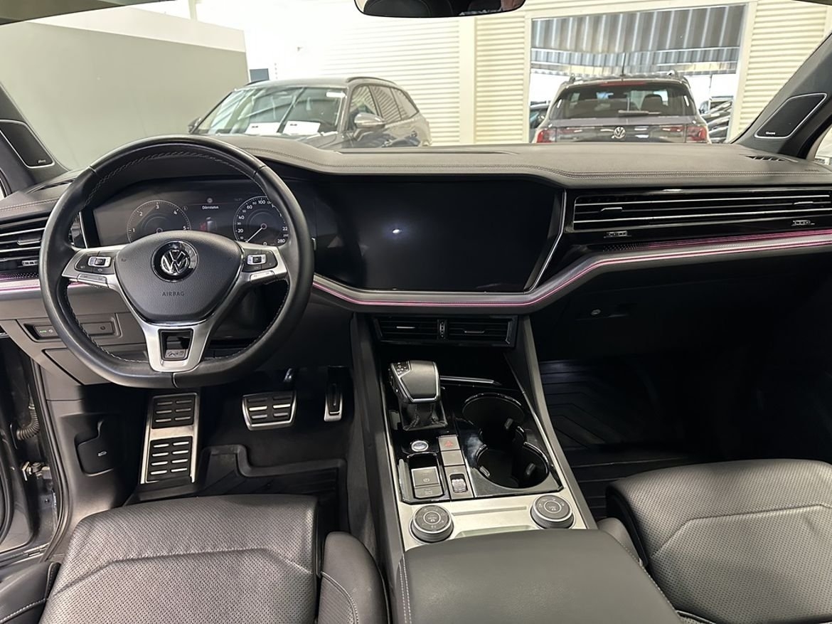 Volkswagen Touareg 2020, bild 7/10