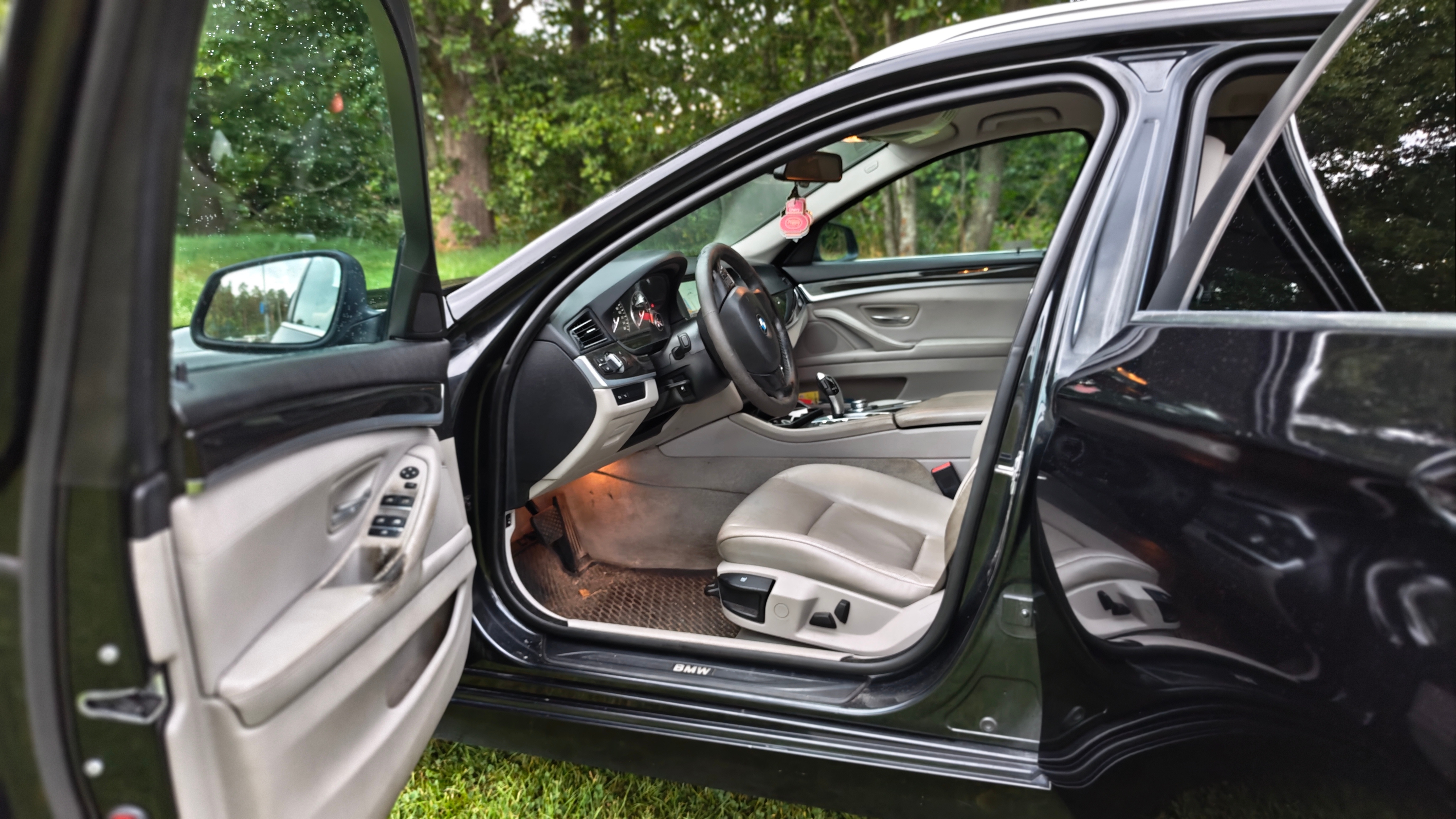 BMW 530 d Touring Steptronic 2012, bild 3/10