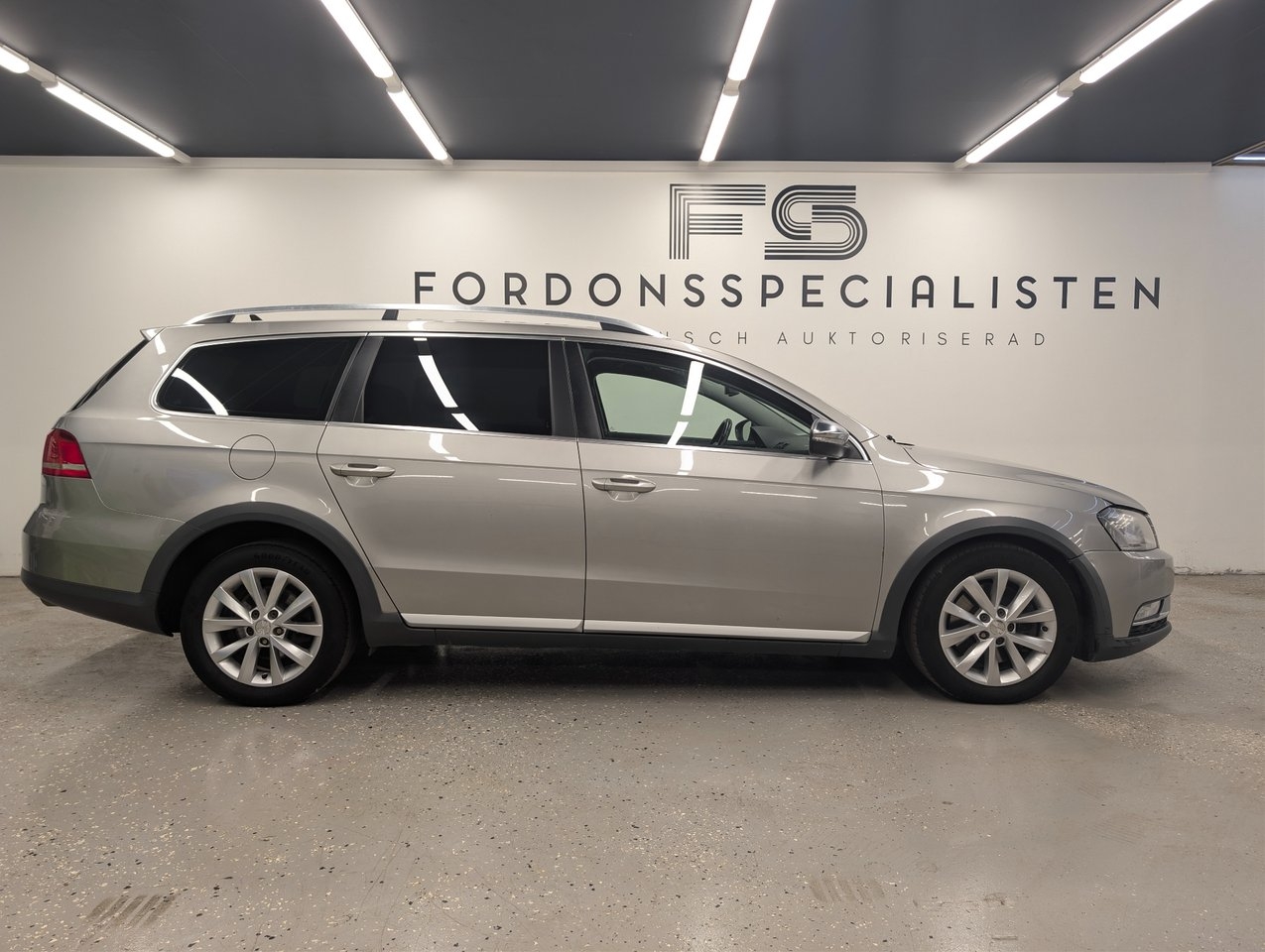 Volkswagen Passat 2014, bild 2/10