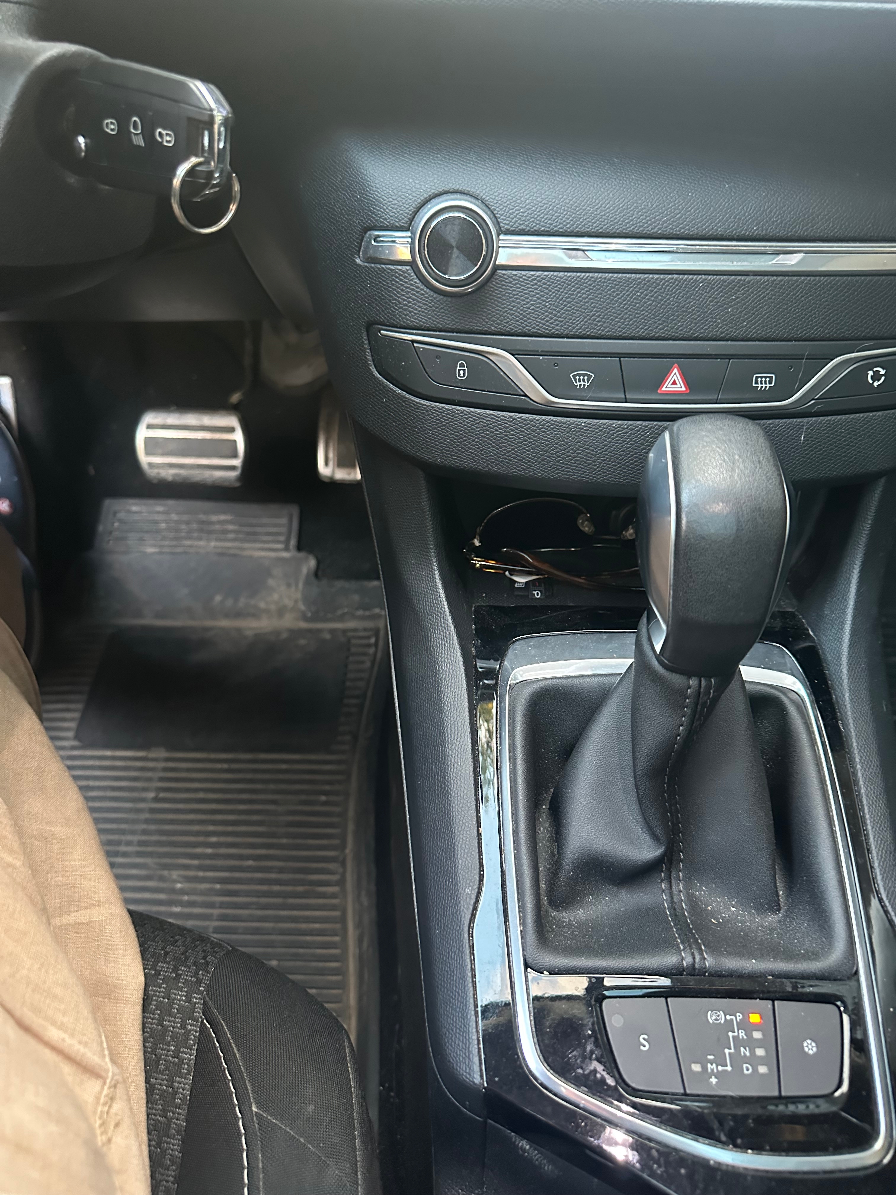 Peugeot 308 1.6 BlueHDi 120 8v EAT 2016, bild 6/10
