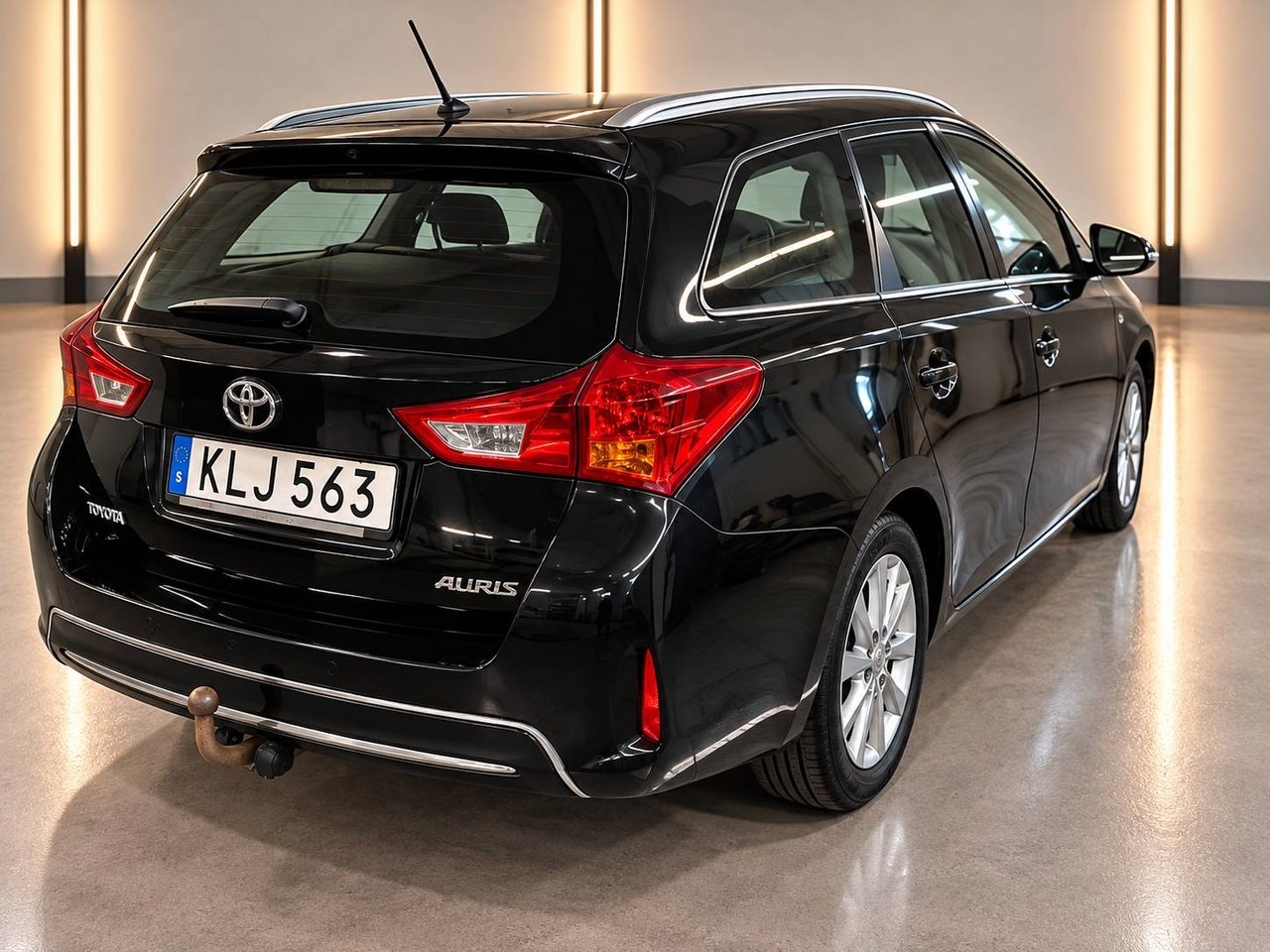 Toyota Auris 2014, bild 6/8