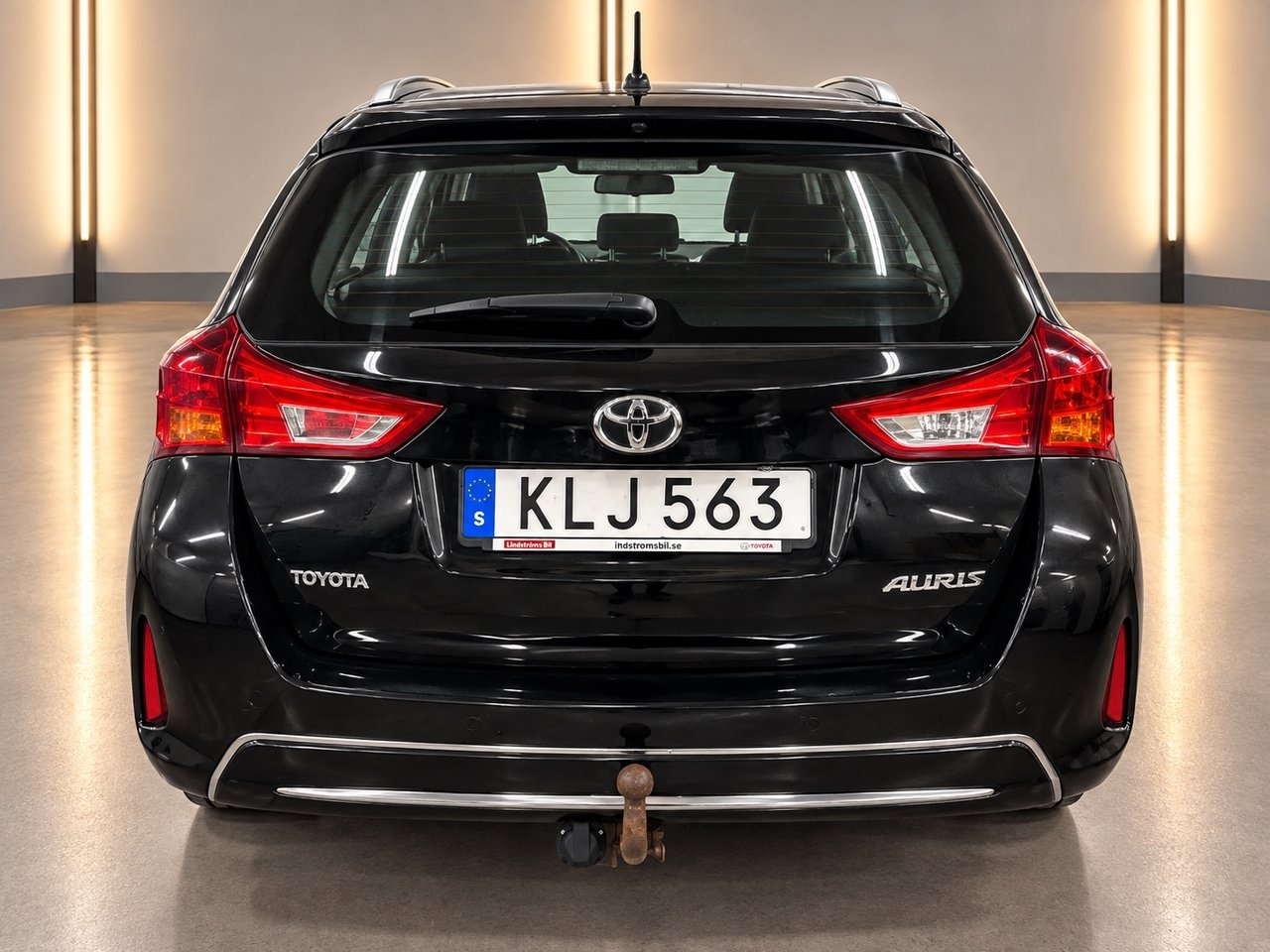 Toyota Auris 2014, bild 4/8