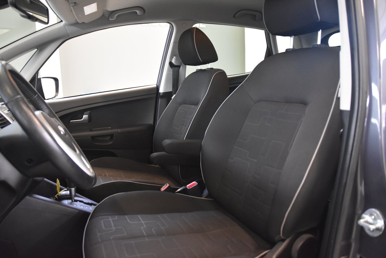Kia Venga 2013, bild 7/10
