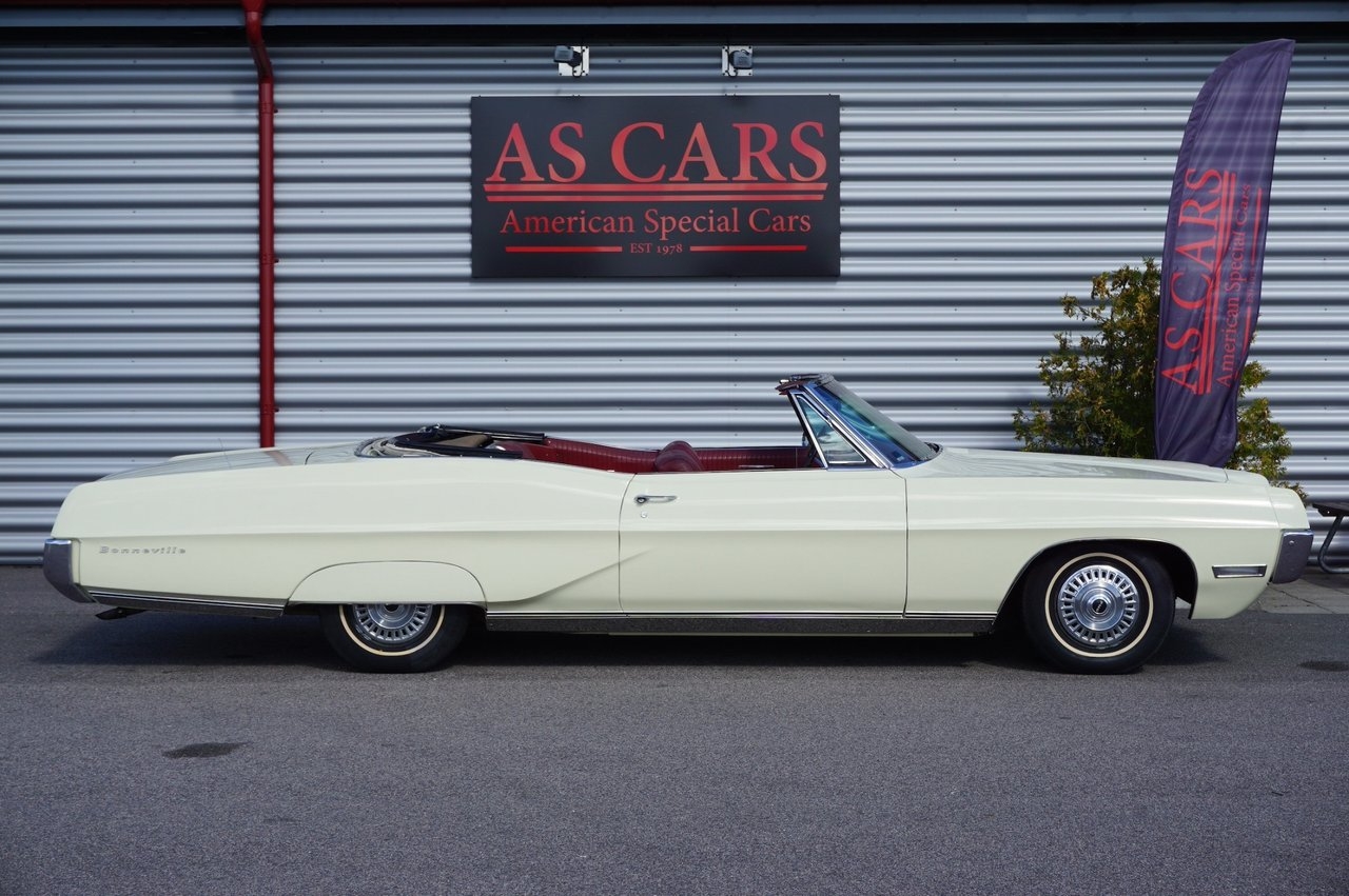 Pontiac Bonneville 1967, kuva 7/10