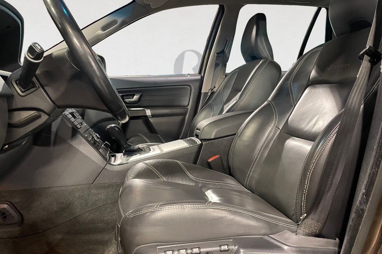 Volvo XC90 2014, kuva 3/10