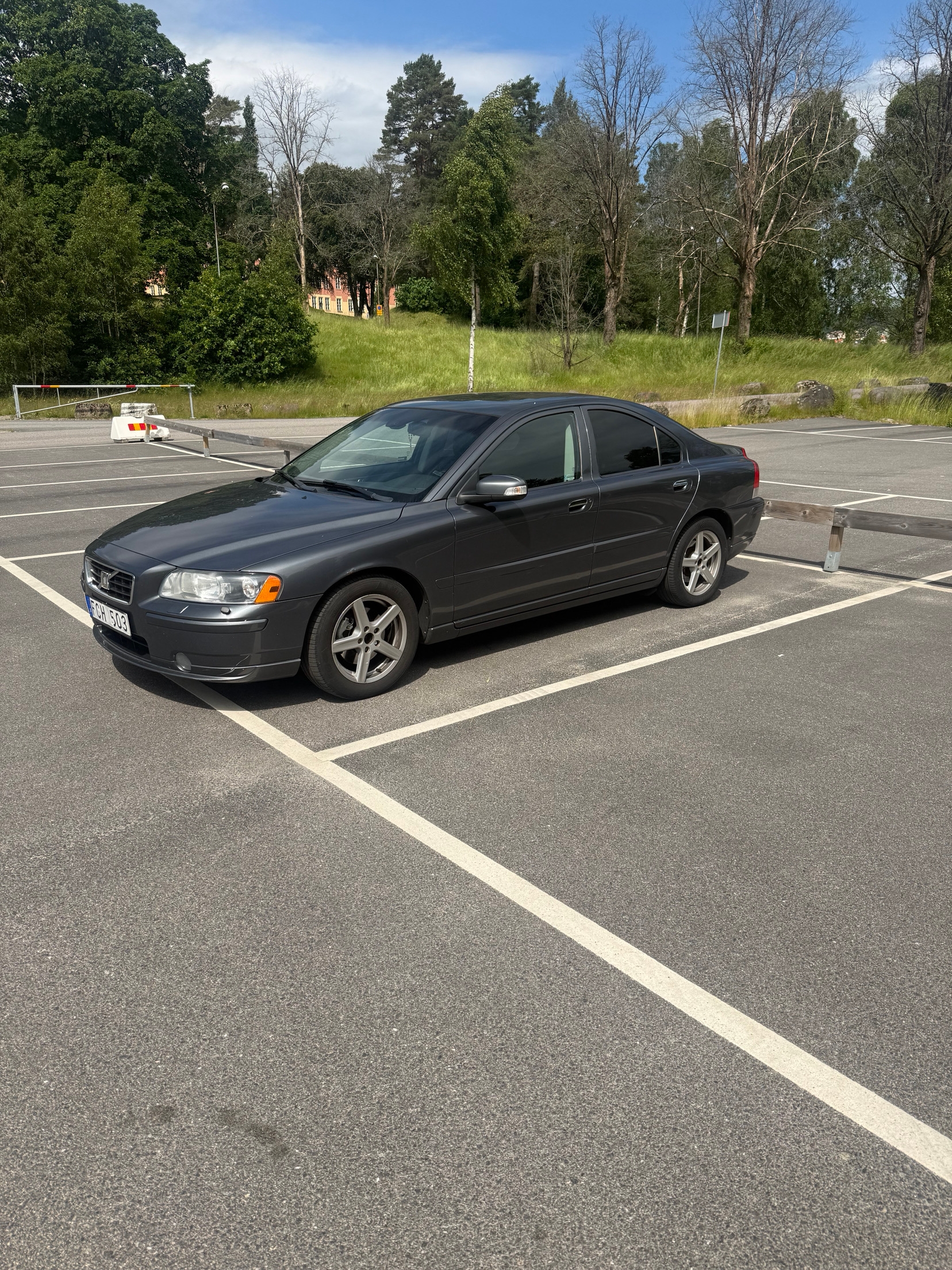 Volvo S60 2.4D Automatisk 2009, bild 2/4