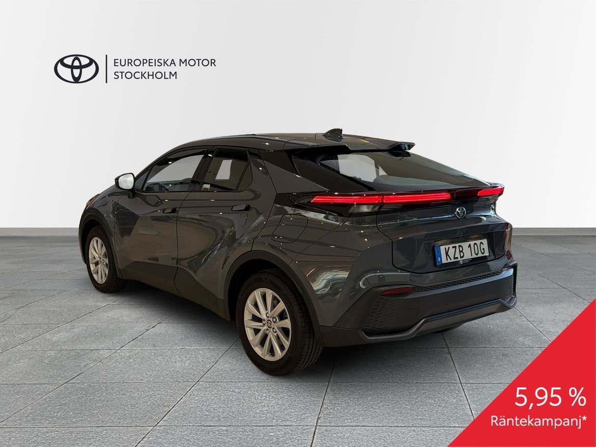 Toyota C-HR 2.0 Plug-In Active / V-Hjul 2026, bild 2/10
