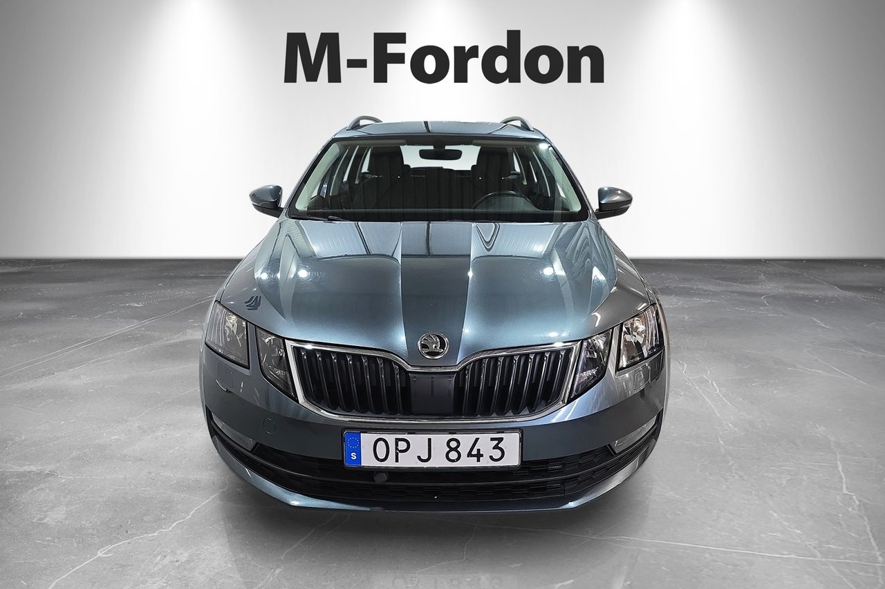 Skoda Octavia 2018, bild 2/10
