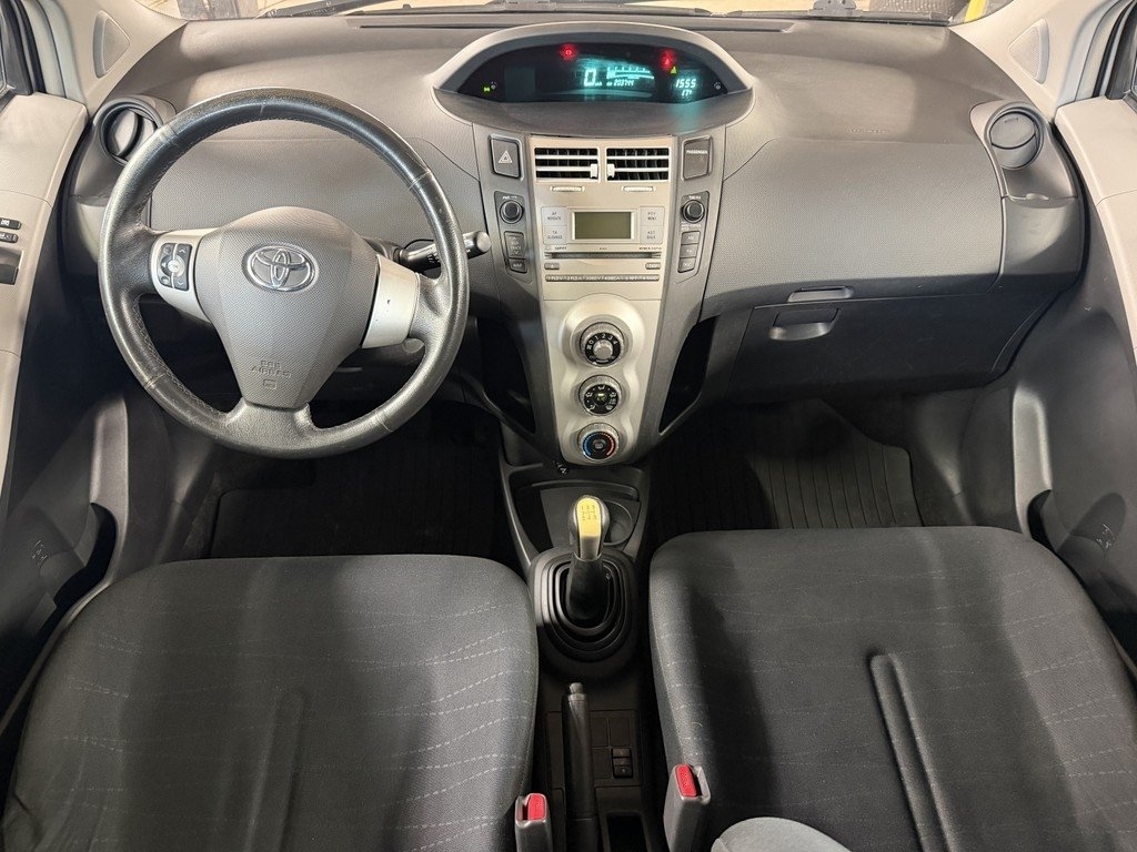 Toyota Yaris 5-dörrar 1.3 VVT-i Euro 4 2007, photo 6/8