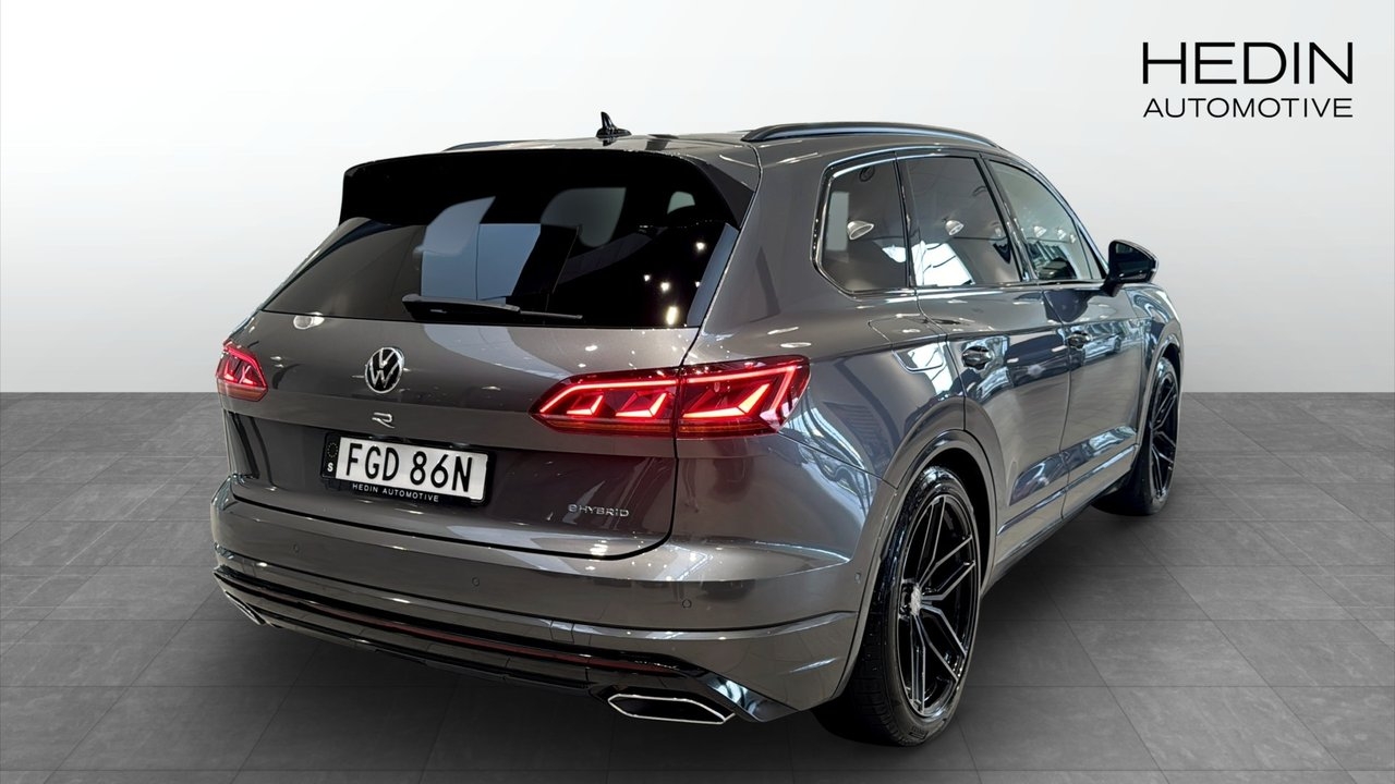 Volkswagen Touareg 2022, bild 4/25