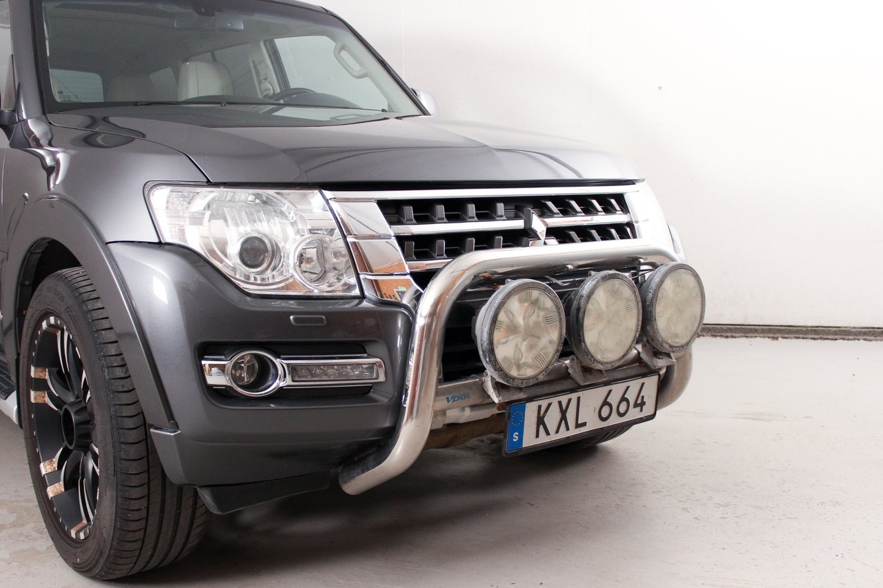 Mitsubishi Pajero 5-dörrar 3.2 Di-D 4WD 2016, bild 5/10