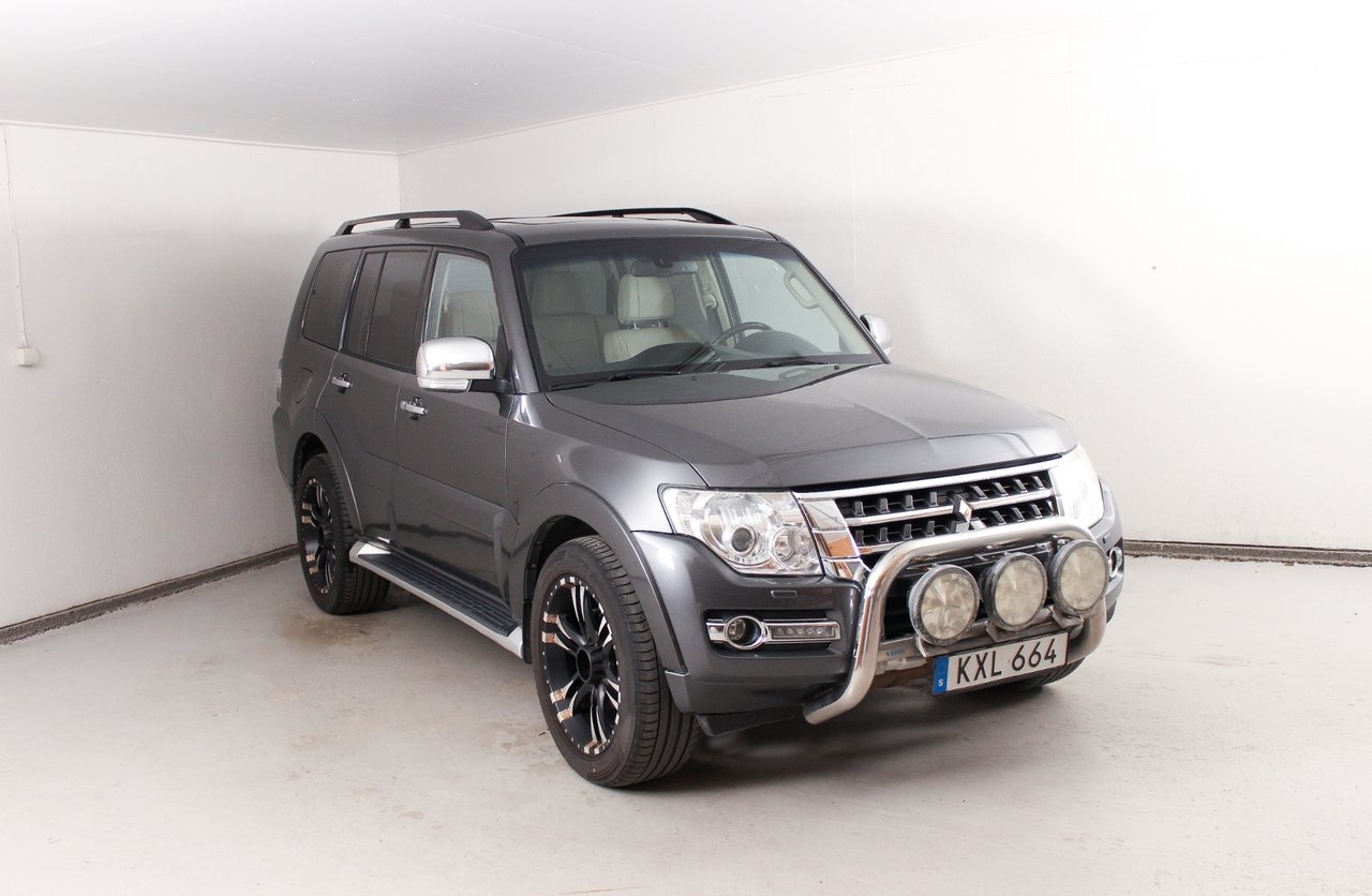 Mitsubishi Pajero 5-dörrar 3.2 Di-D 4WD 2016, bild 4/10