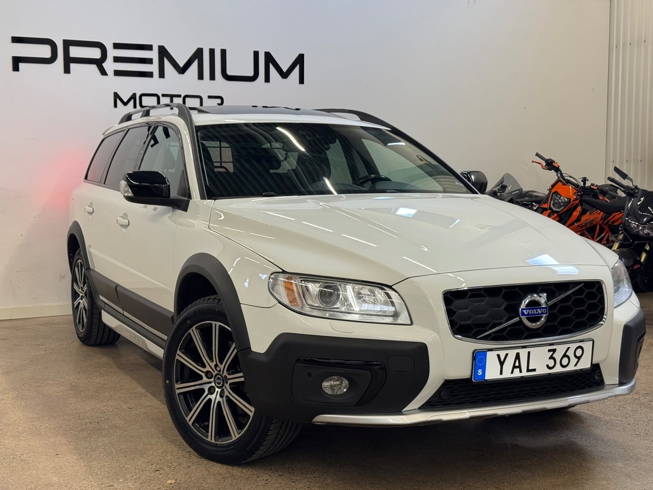 Volvo XC70