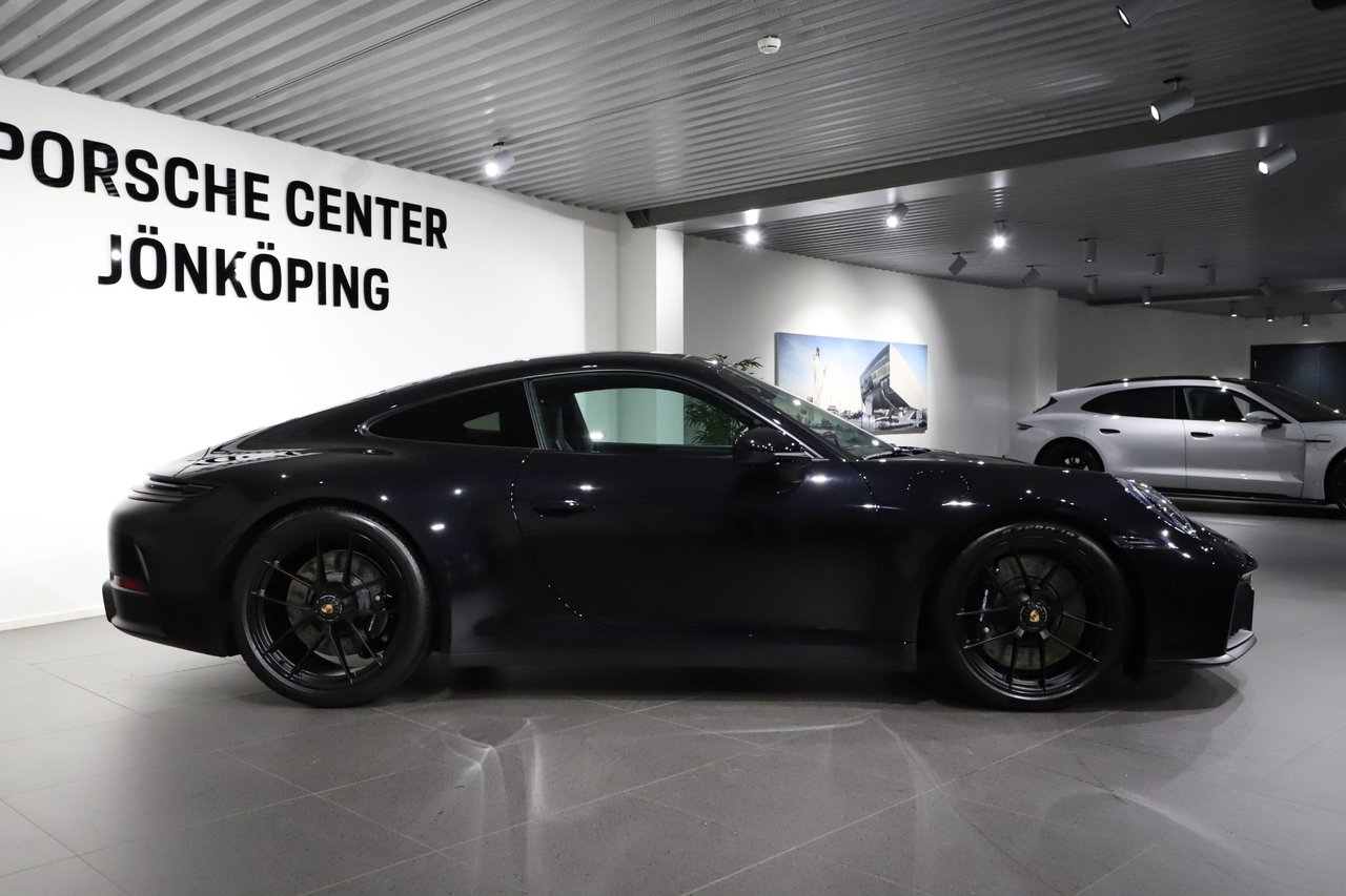 Porsche 911 992.2 Carrera 4 GTS 2026, kuva 6/10