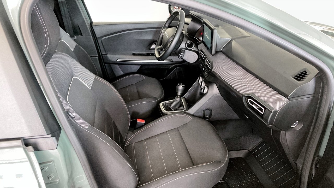 Dacia Jogger EXTREME TCE 110 7-SITS 2023, bild 3/9