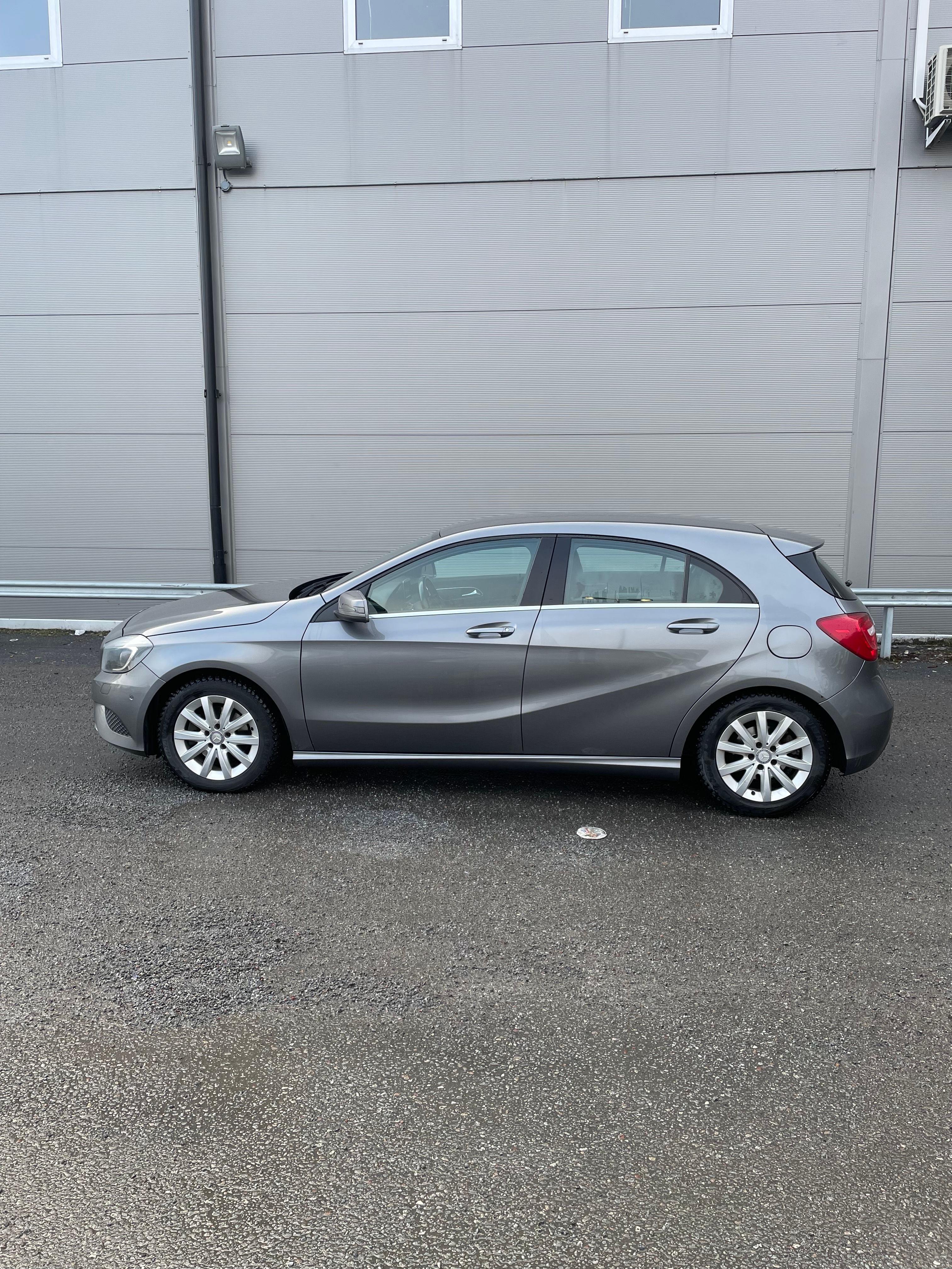 Mercedes-Benz A