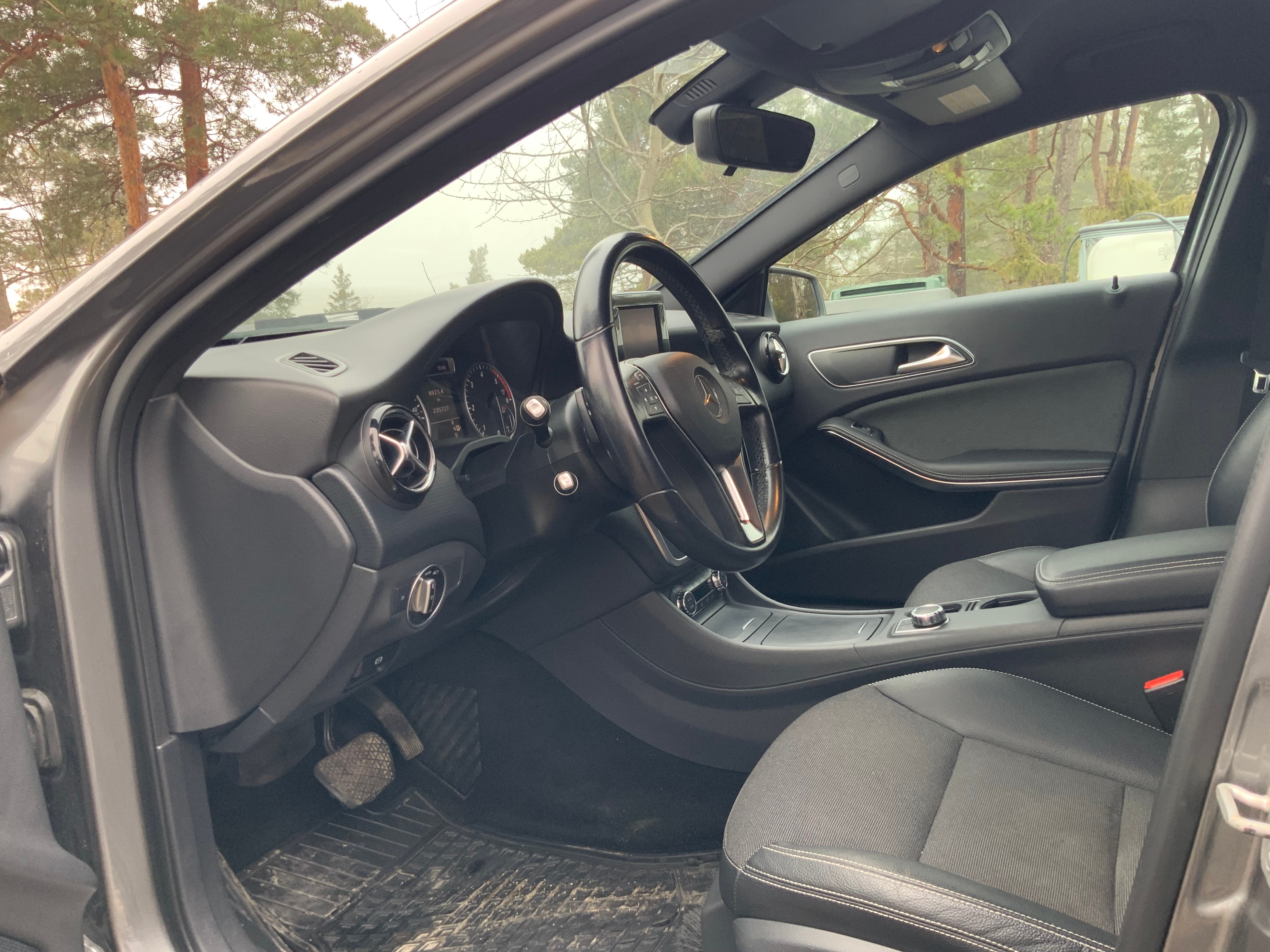 Mercedes-Benz A 200 CDI 7G-DCT 2013, bild 6/8