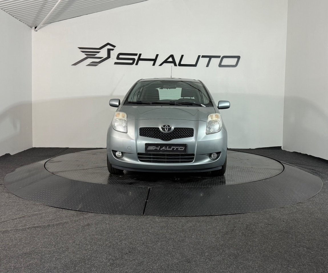 Toyota Yaris 5-dörrar 1.3 VVT-i Euro 4 2008, kuva 2/10